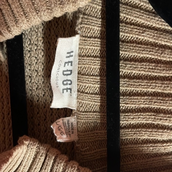 Hedge Conscious Button Sweater - Picture 3 of 6